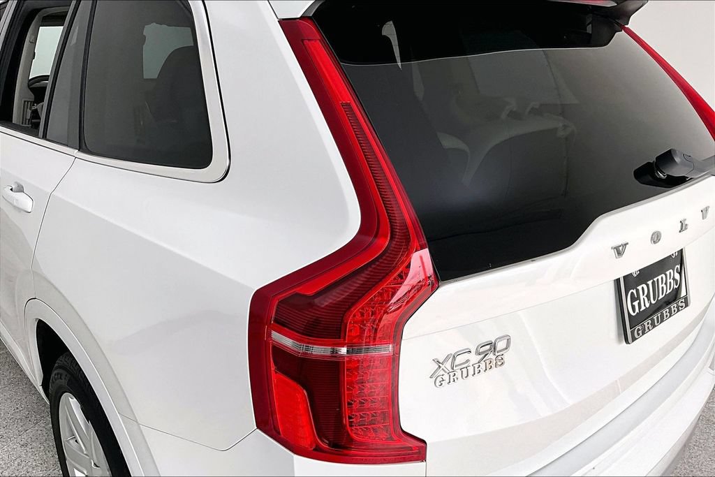 Used 2021 Volvo XC90 T5 Momentum w/ Advanced Package AWD/4WD image 38