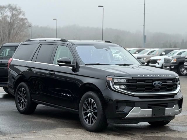 Certified 2025 Ford Expedition Platinum image 43