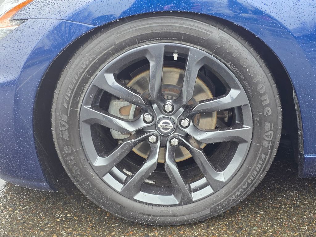 Used 2019 Nissan 370Z Coupe RWD image 9
