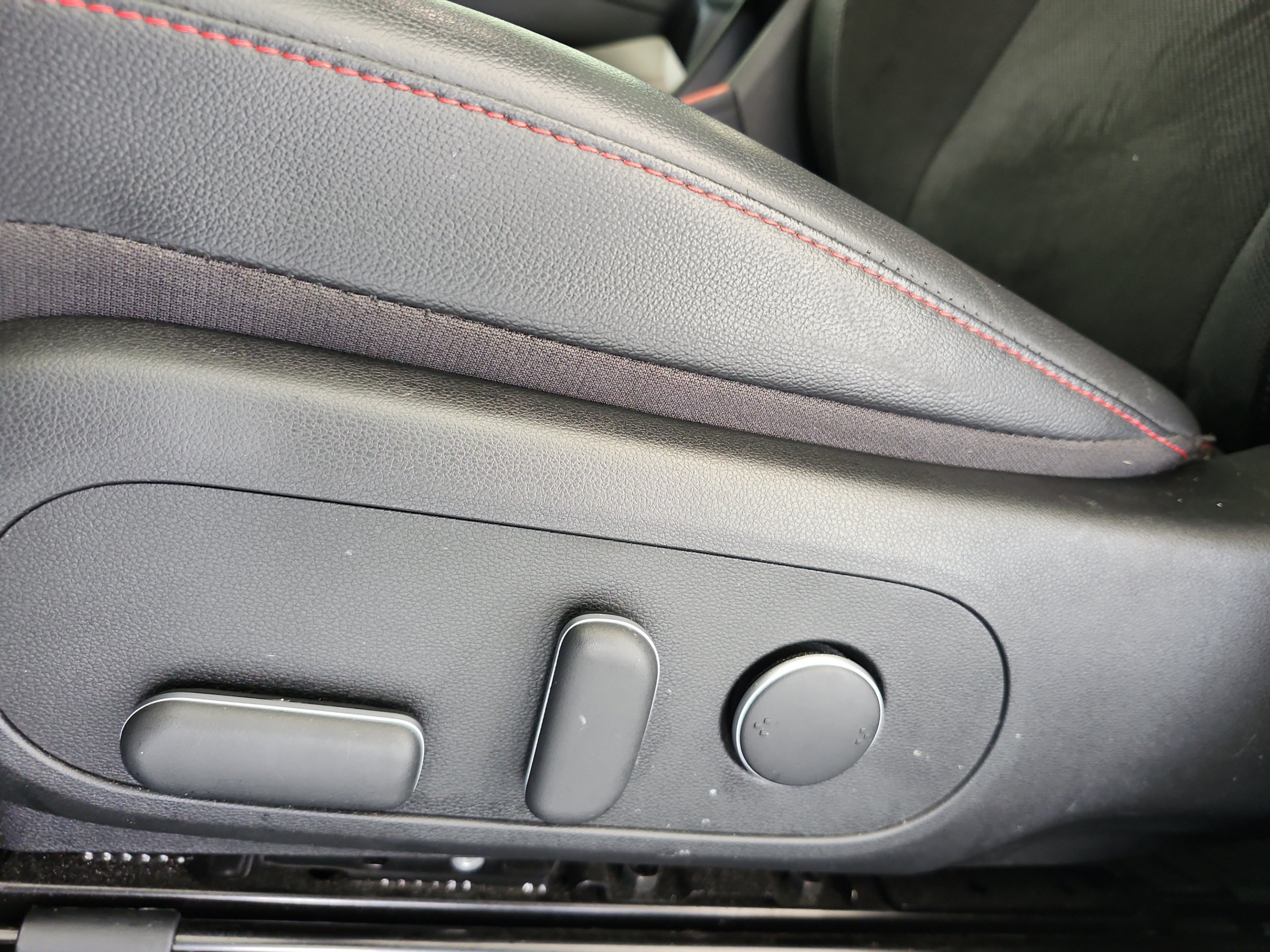 Used 2024 Hyundai Kona N Line FWD image 14