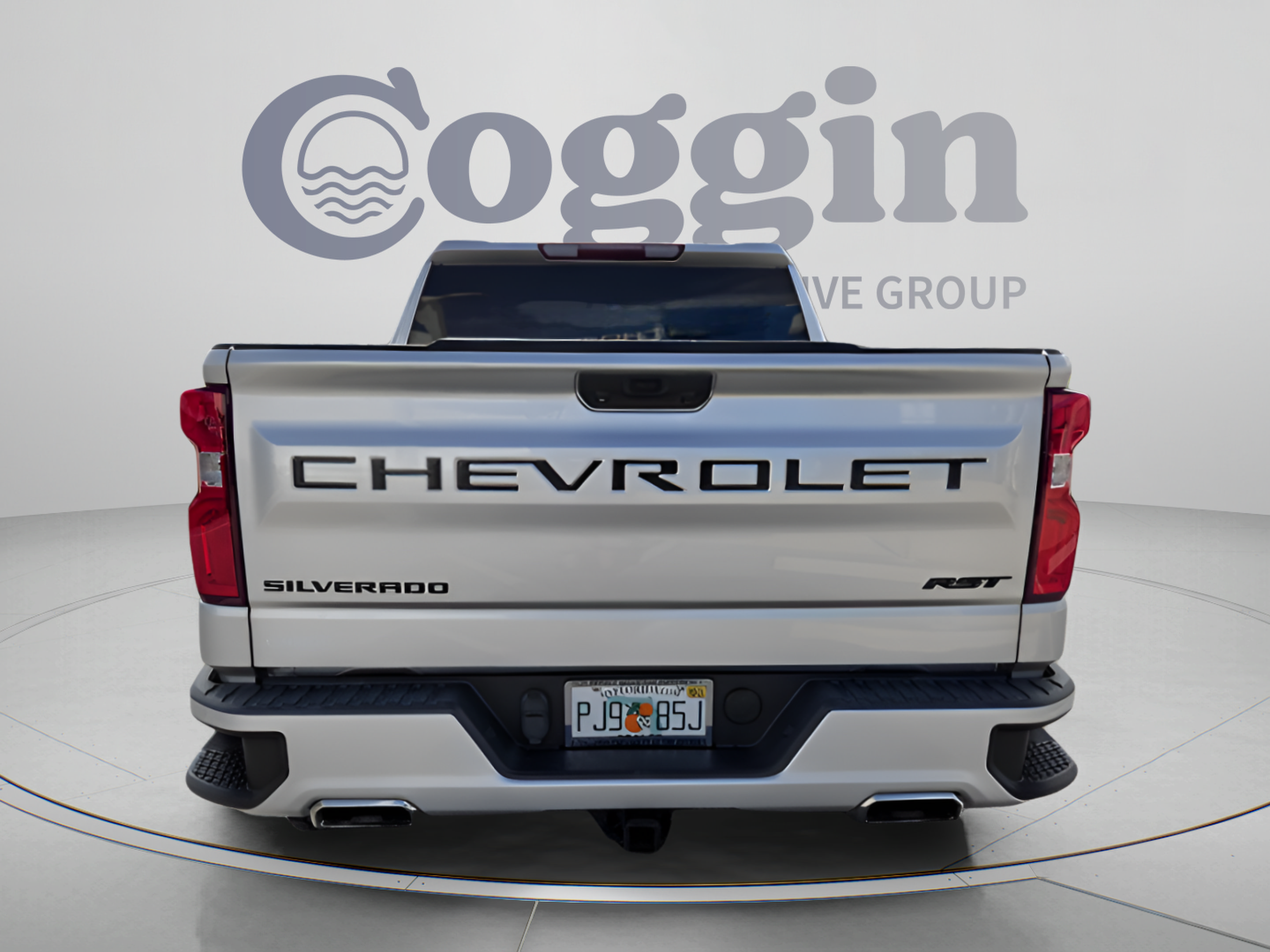 Used 2022 Chevrolet Silverado 1500 RST w/ Z71 Off-Road Package AWD/4WD image 4