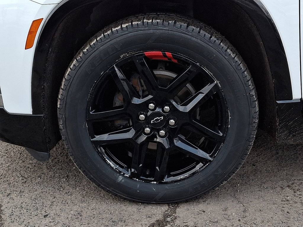 Used 2024 Chevrolet Traverse Premier w/ Redline Edition image 33