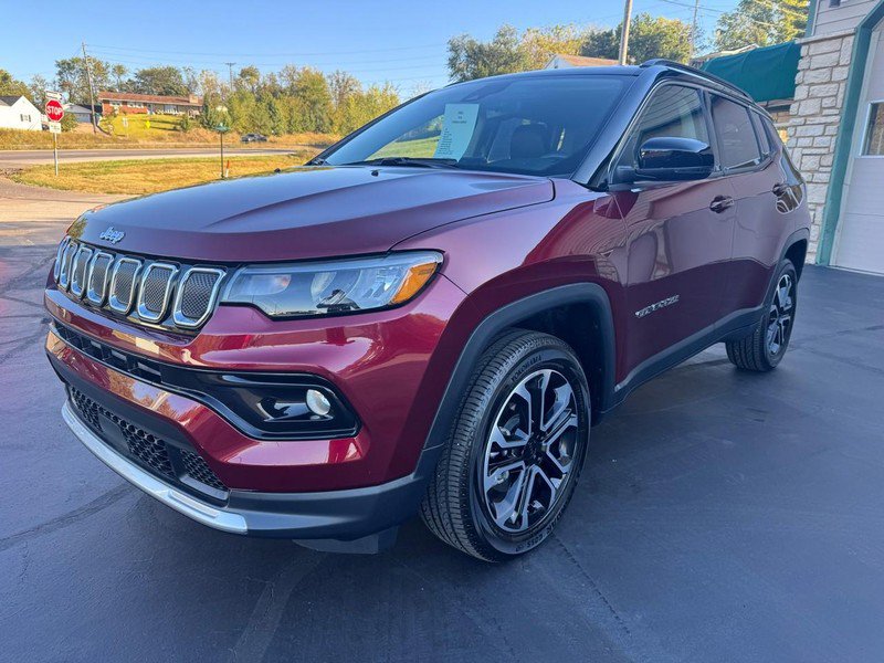 Used 2022 Jeep Compass Limited image 11