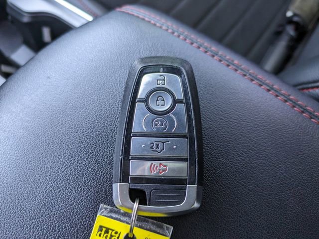 Used 2022 Ford Edge ST-Line image 32