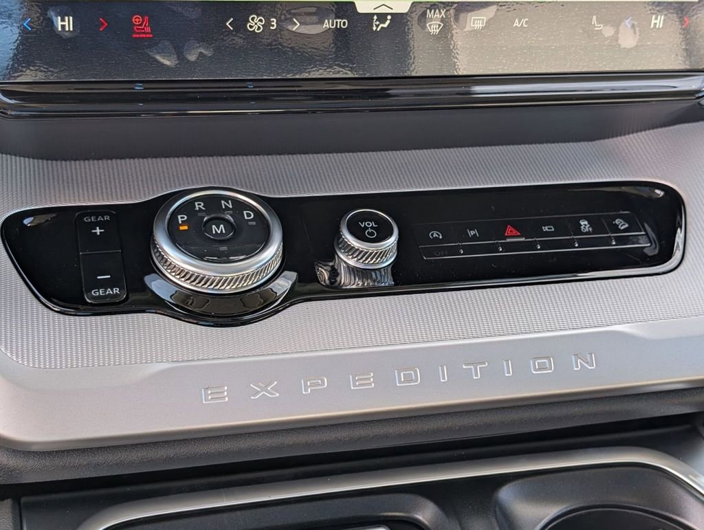 New 2026 Ford Expedition Active AWD/4WD image 40