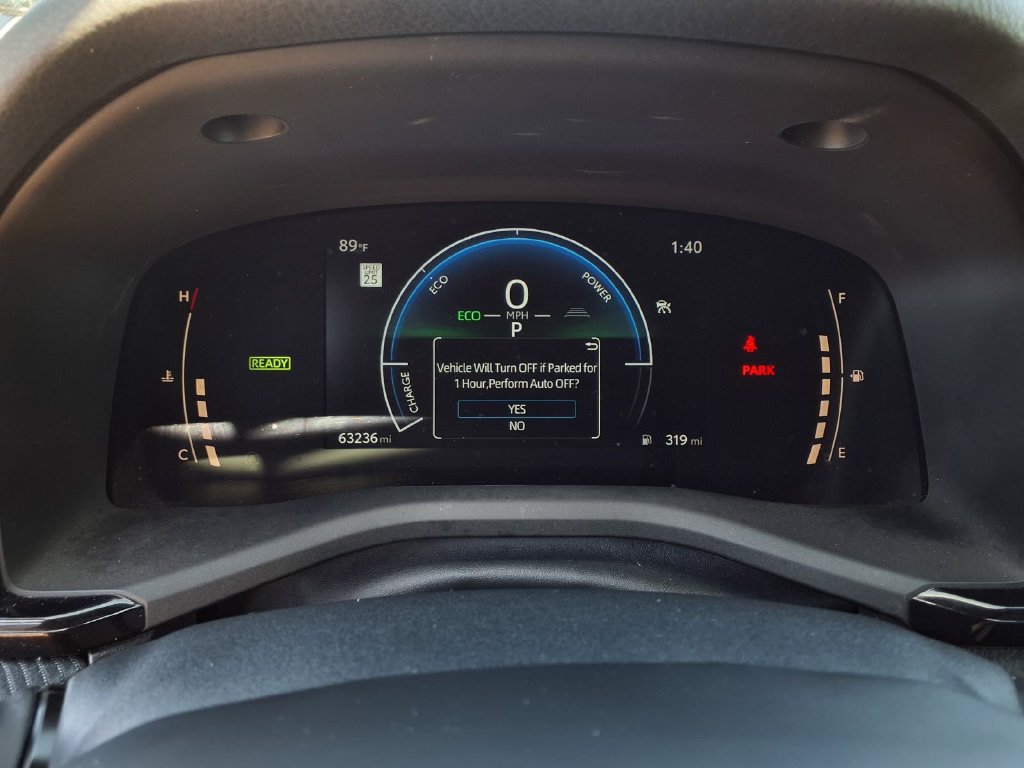 Used 2025 Toyota Camry SE FWD image 14