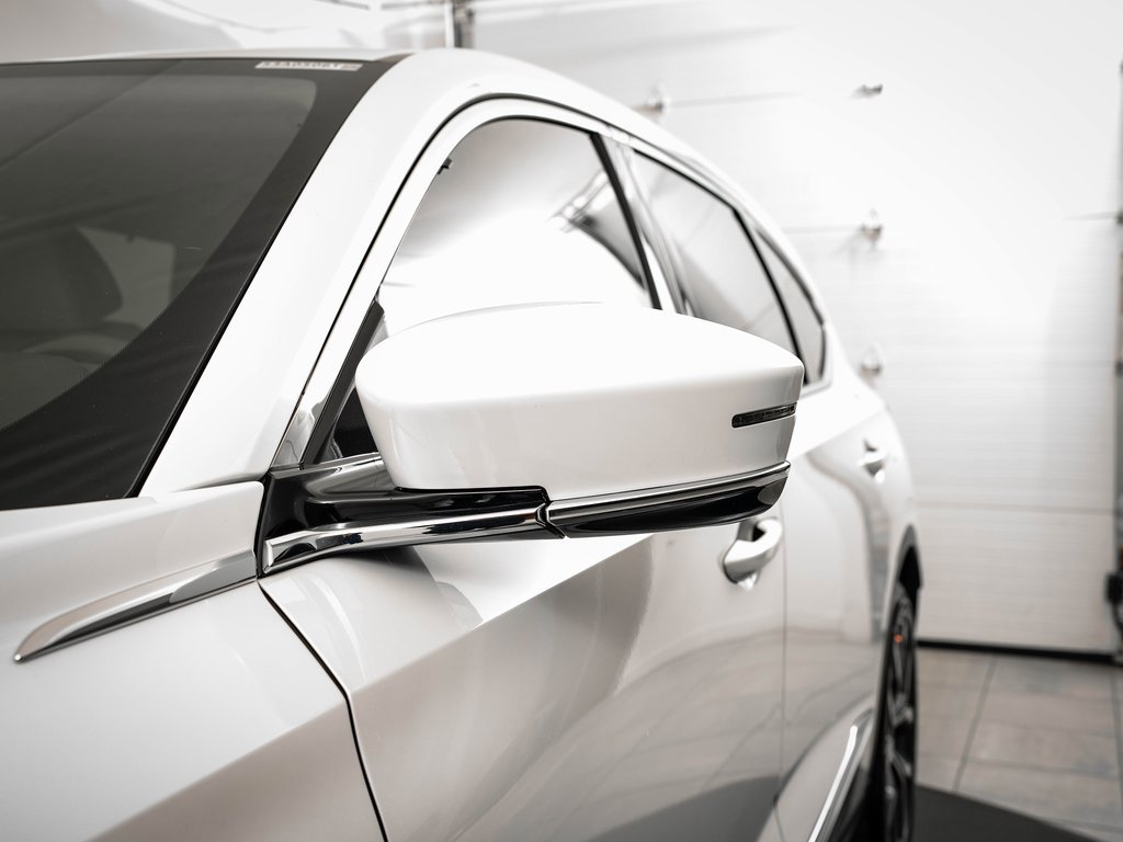 Certified 2023 Acura MDX FWD w/ Technology Package image 16