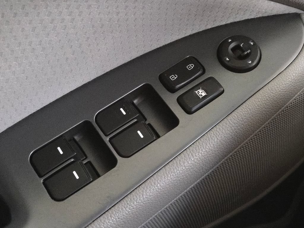 Used 2014 Kia Optima LX FWD image 25