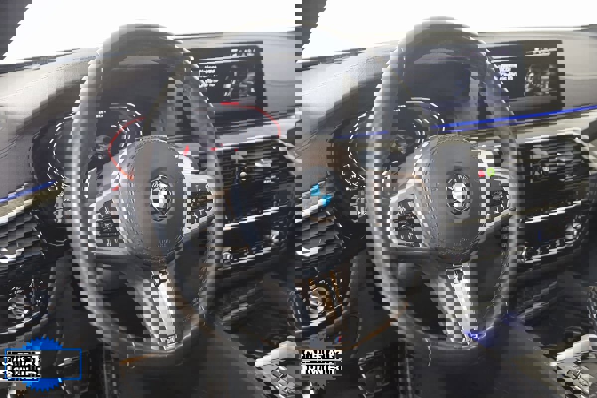 Used 2020 BMW M550i xDrive w/ Premium Package image 6