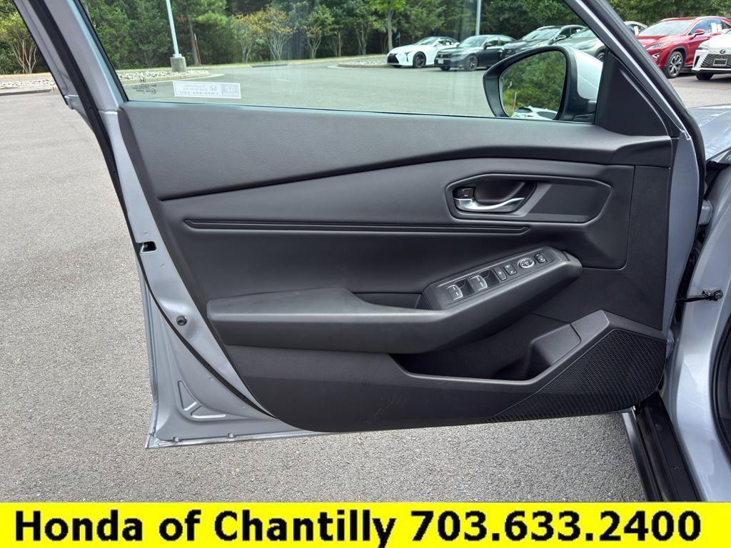 Certified 2023 Honda Accord EX image 19