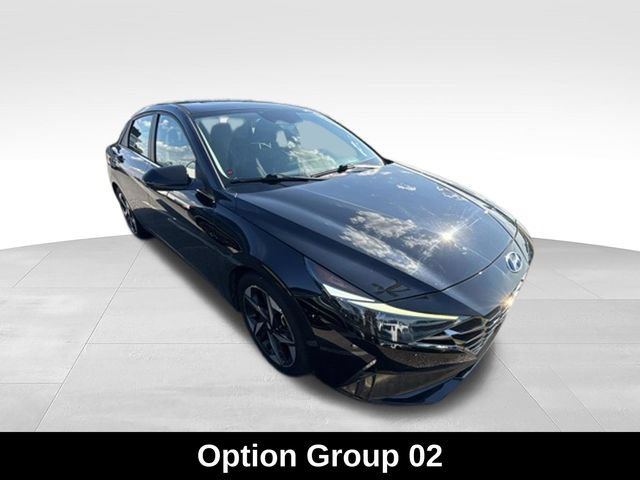 Used 2021 Hyundai Elantra SEL w/ Convenience + Premium Package FWD image 2