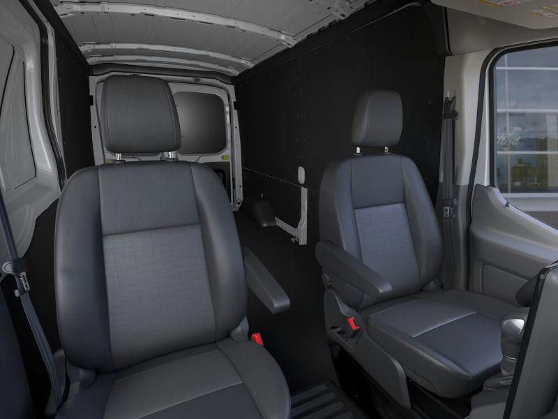 New 2026 Ford Transit 250 148 Medium Roof w/ Load Area Protection Package RWD image 10