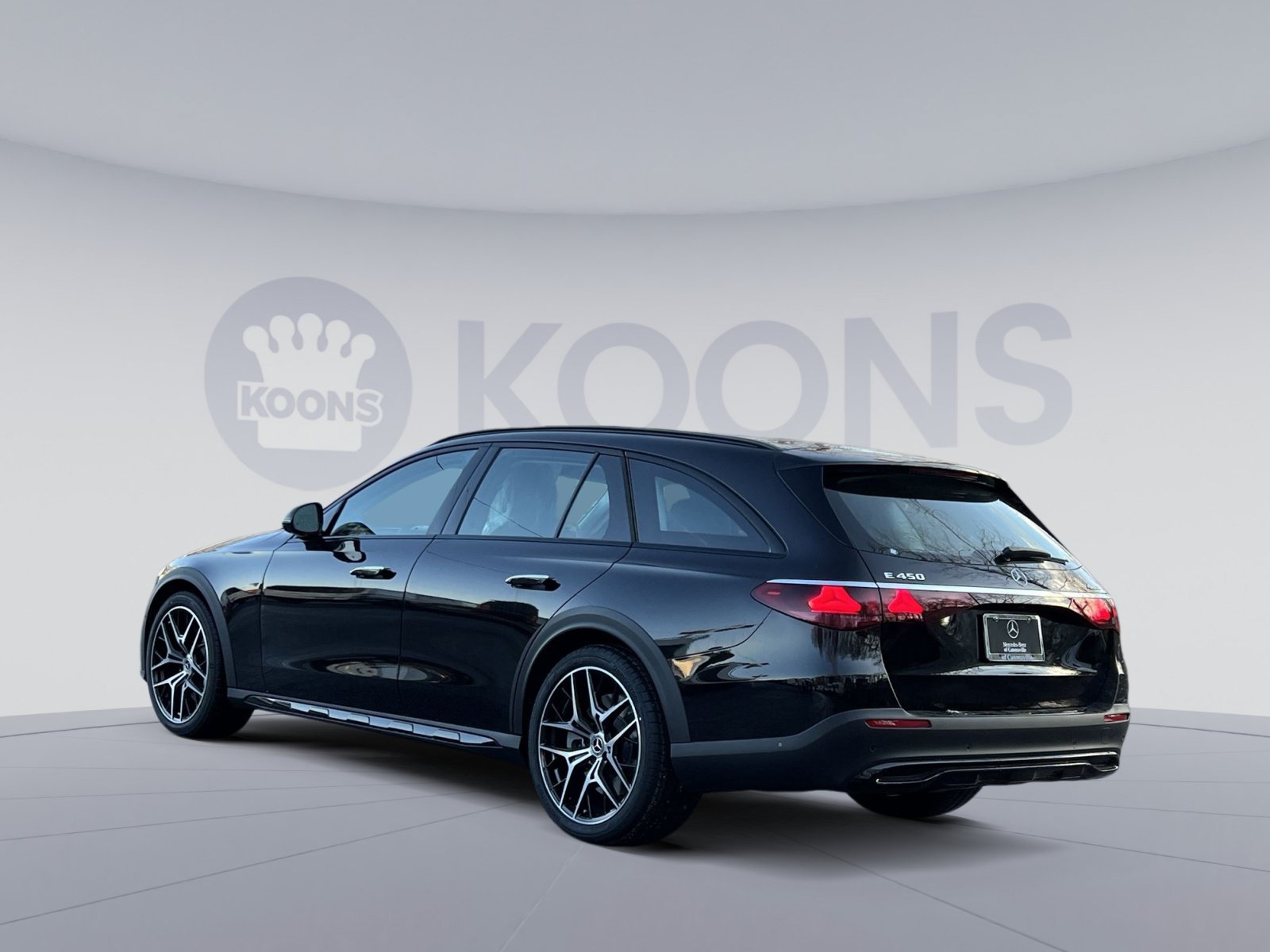 New 2026 Mercedes-Benz E 450 4MATIC All-Terrain Wagon image 4