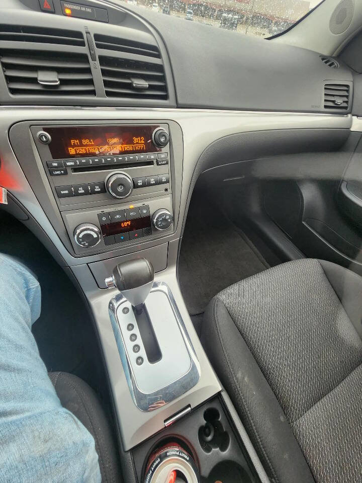 Used 2008 Saturn Aura XR image 24