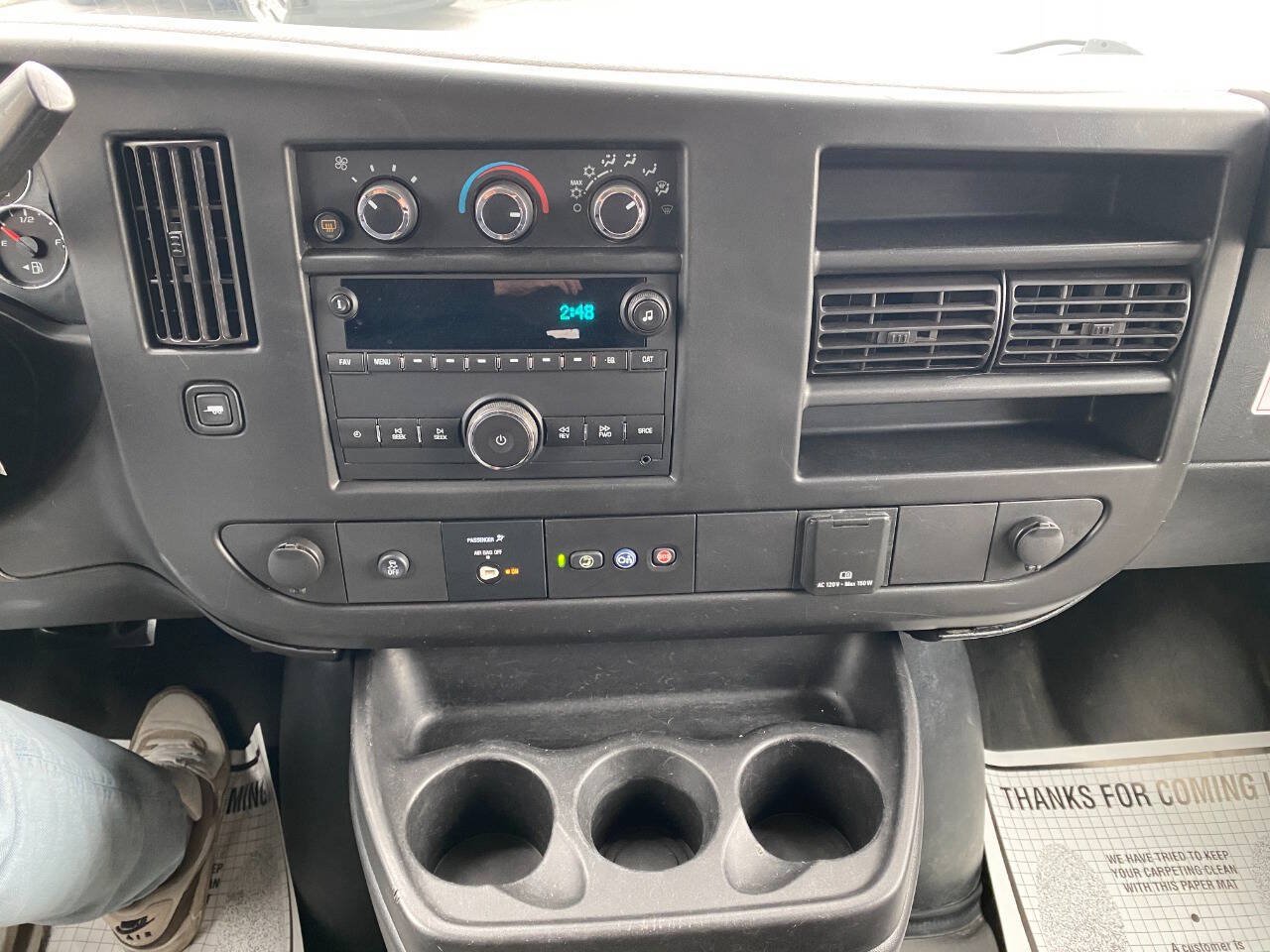 Used 2018 Chevrolet Express 3500 LS RWD image 14