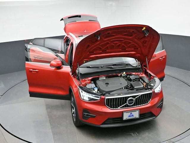 Used 2023 Volvo XC40 B4 Plus w/ Driver Assist Package FWD image 49