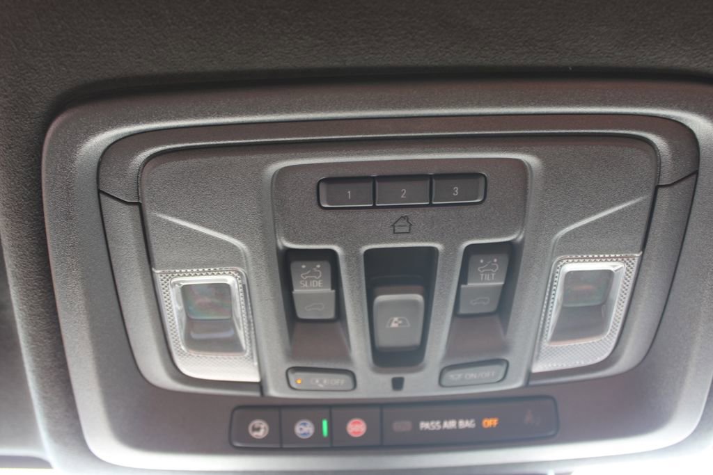 Used 2025 GMC Sierra 2500 Denali Ultimate image 56