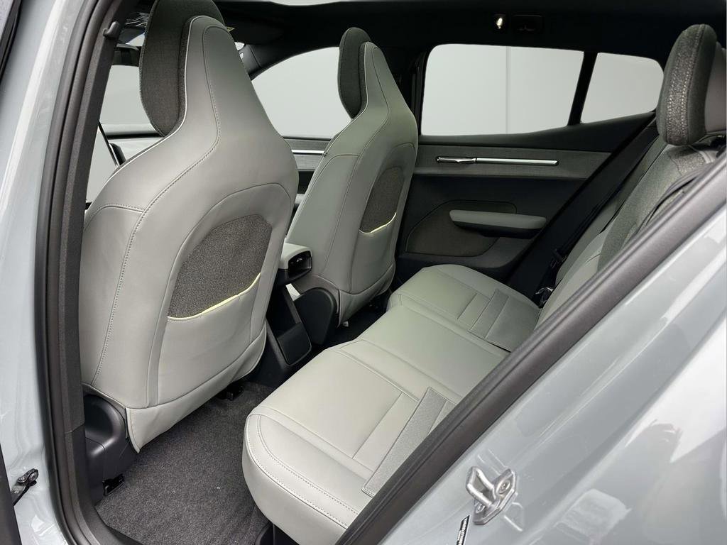 New 2026 Volvo EX30 Cross Country Ultra w/ Protection Package Premier AWD/4WD image 15