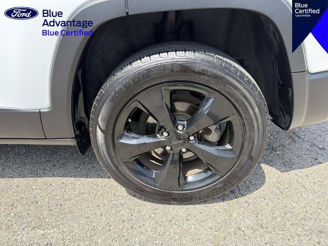 Used 2020 Jeep Cherokee Latitude Plus FWD image 8