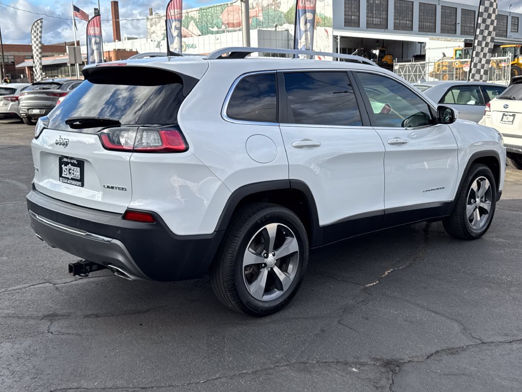 Used 2019 Jeep Cherokee Limited AWD/4WD image 9