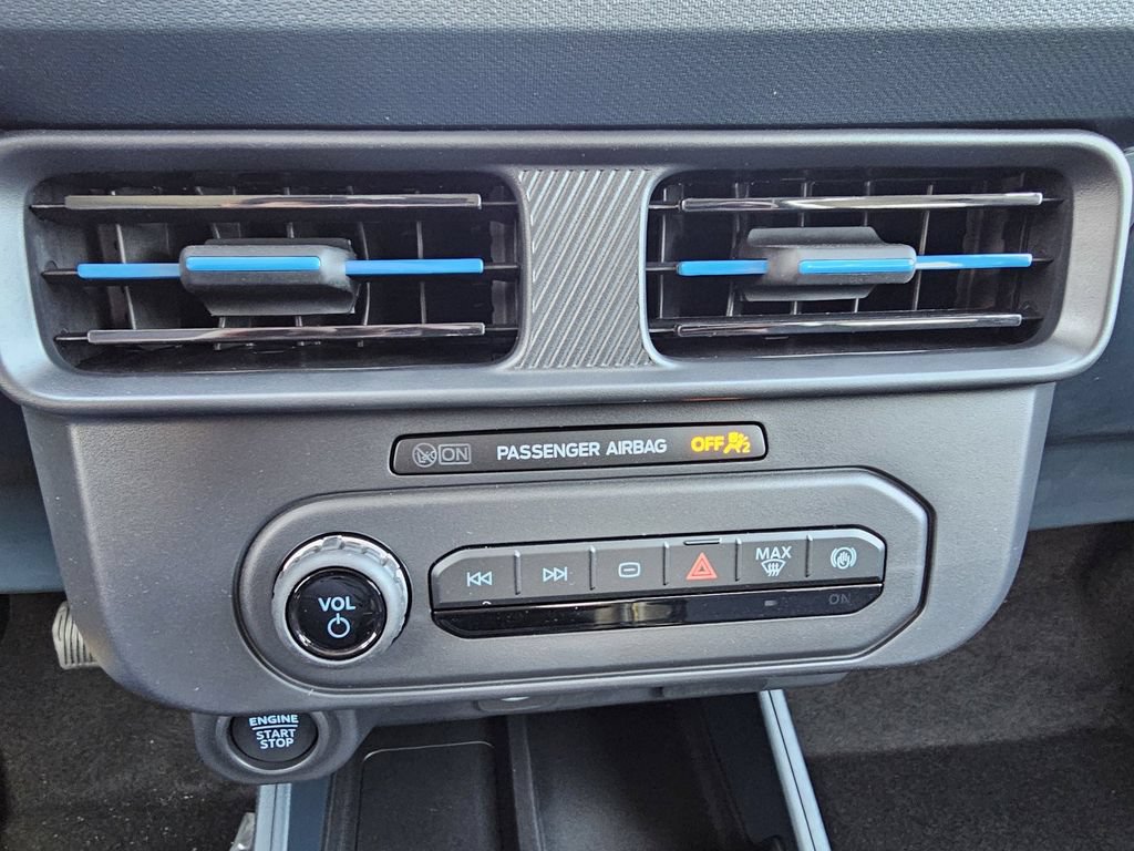 Used 2026 Ford Maverick Lobo AWD/4WD image 28
