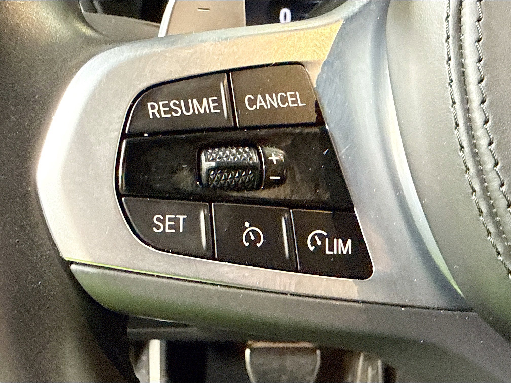 Certified 2023 BMW X4 xDrive30i w/ M Sport Package image 37