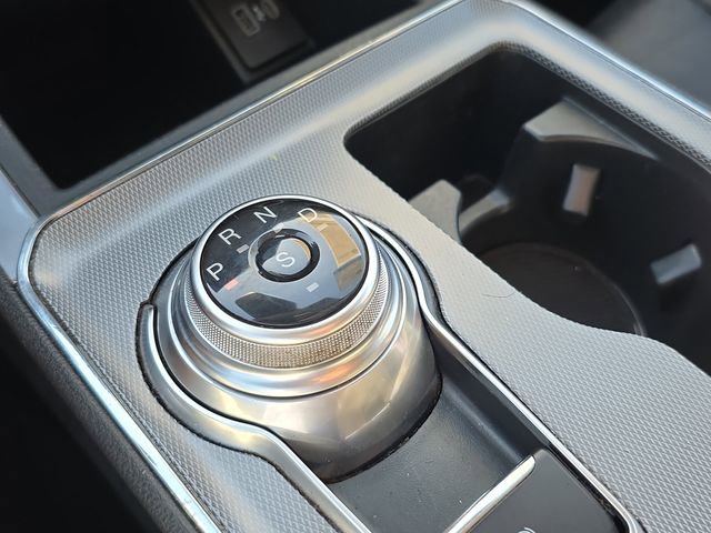 Used 2021 Ford Edge Titanium image 24