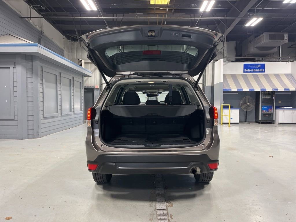 Certified 2023 Subaru Forester Premium image 12