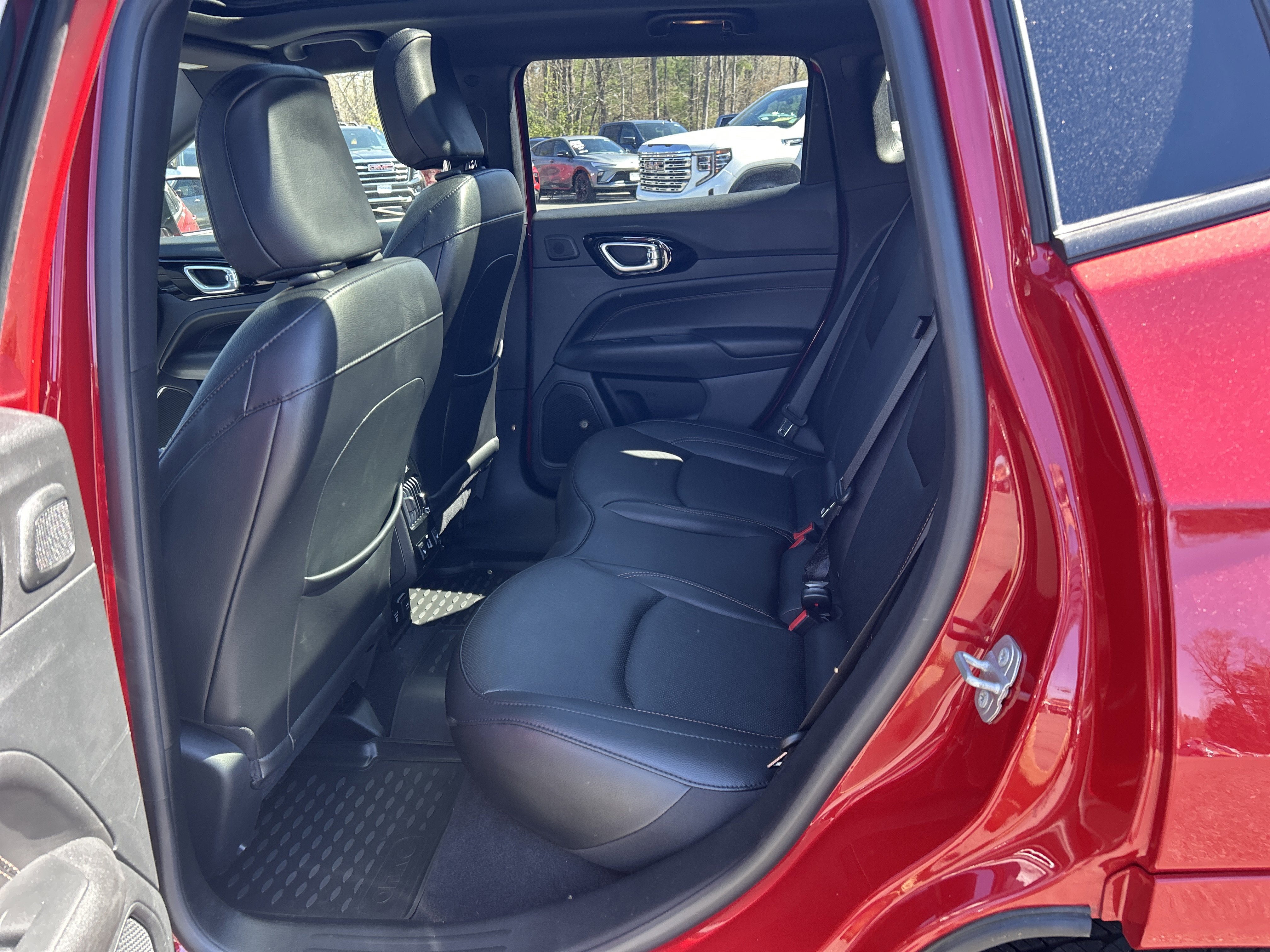 Used 2022 Jeep Compass Limited w/ (RED) Package AWD/4WD image 18