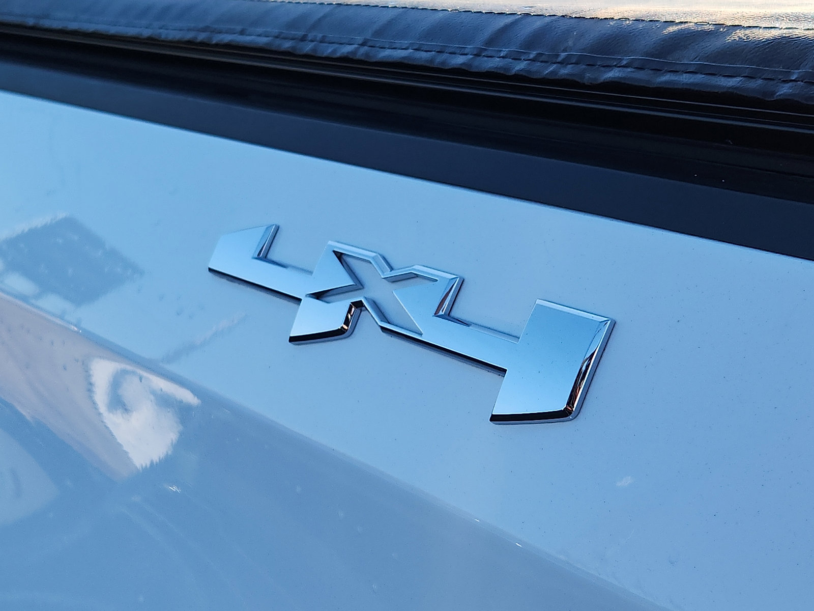 Used 2023 GMC Sierra 1500 Elevation image 32