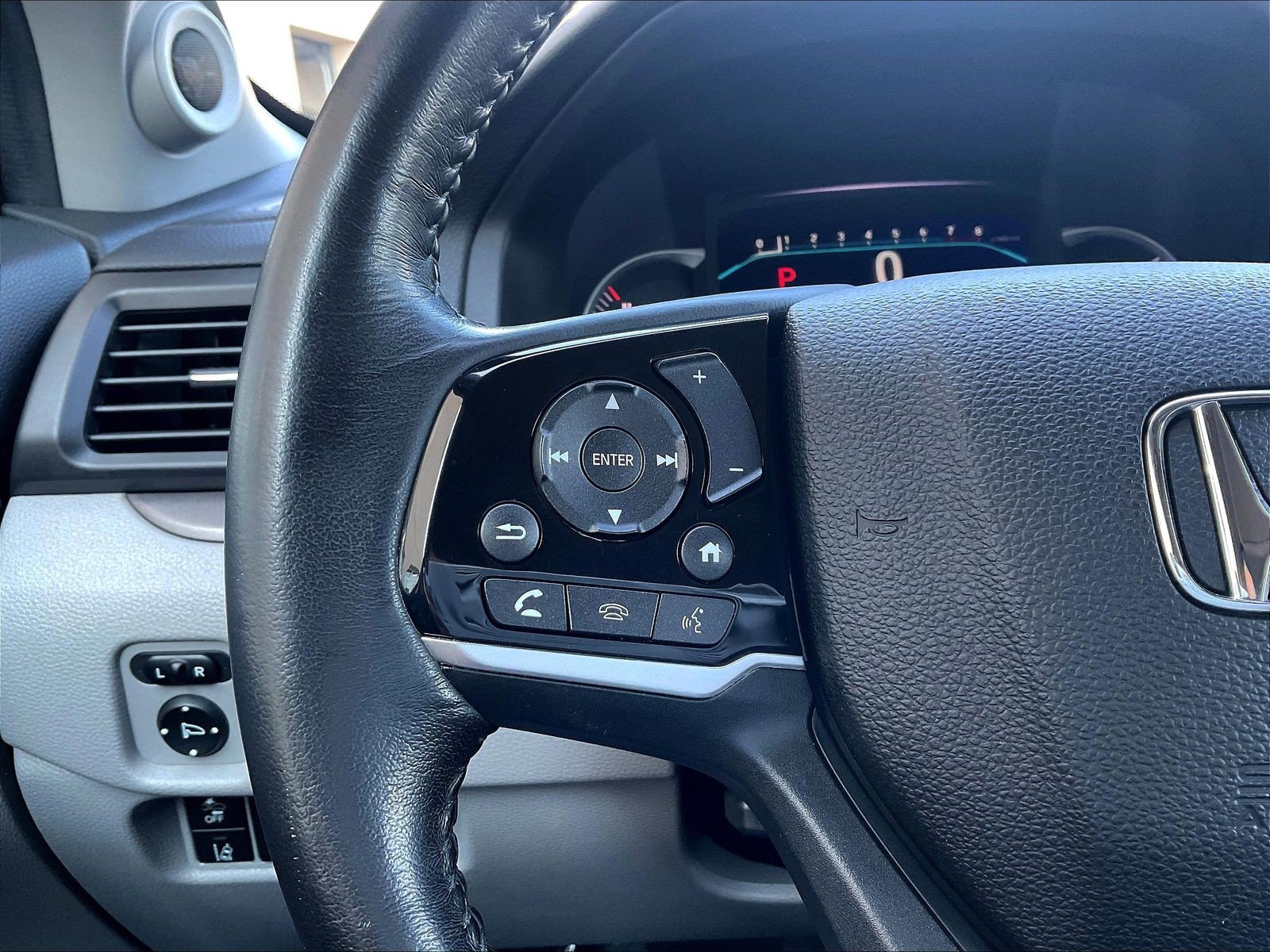 Used 2021 Honda Pilot EX-L image 11