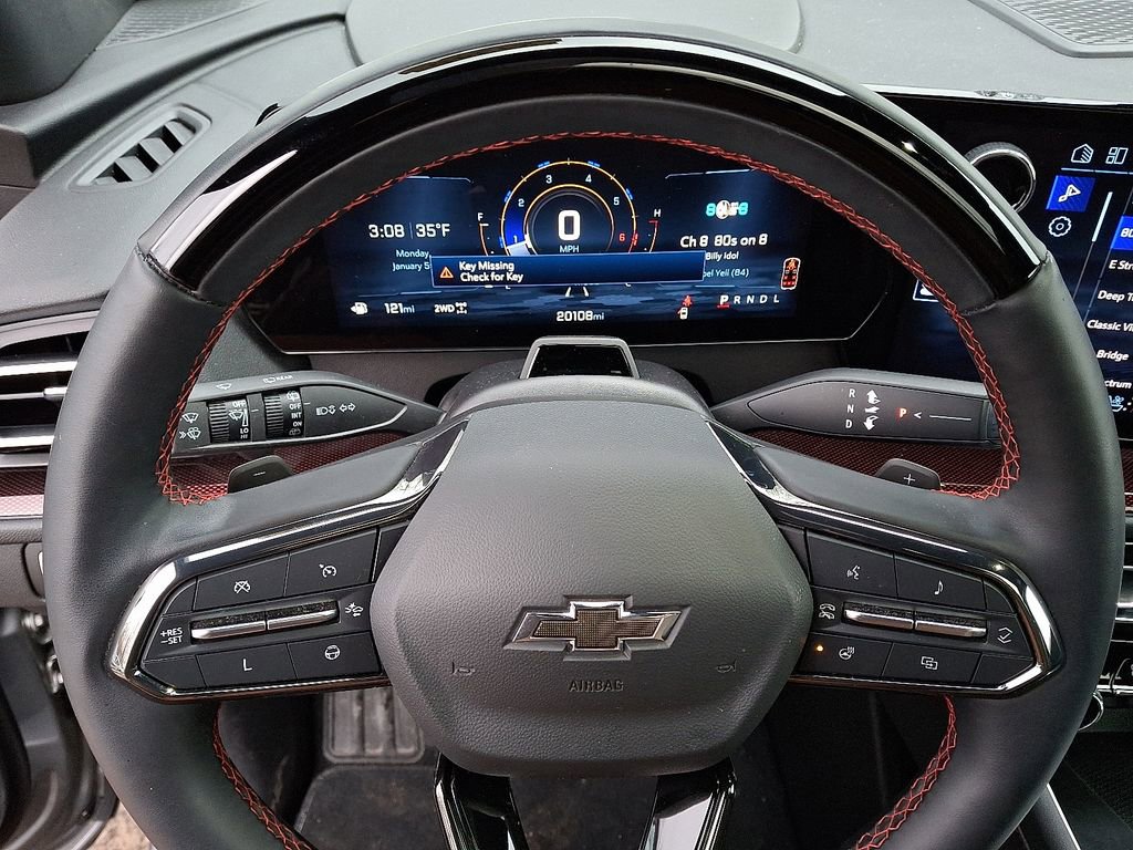 Used 2024 Chevrolet Traverse RS image 21