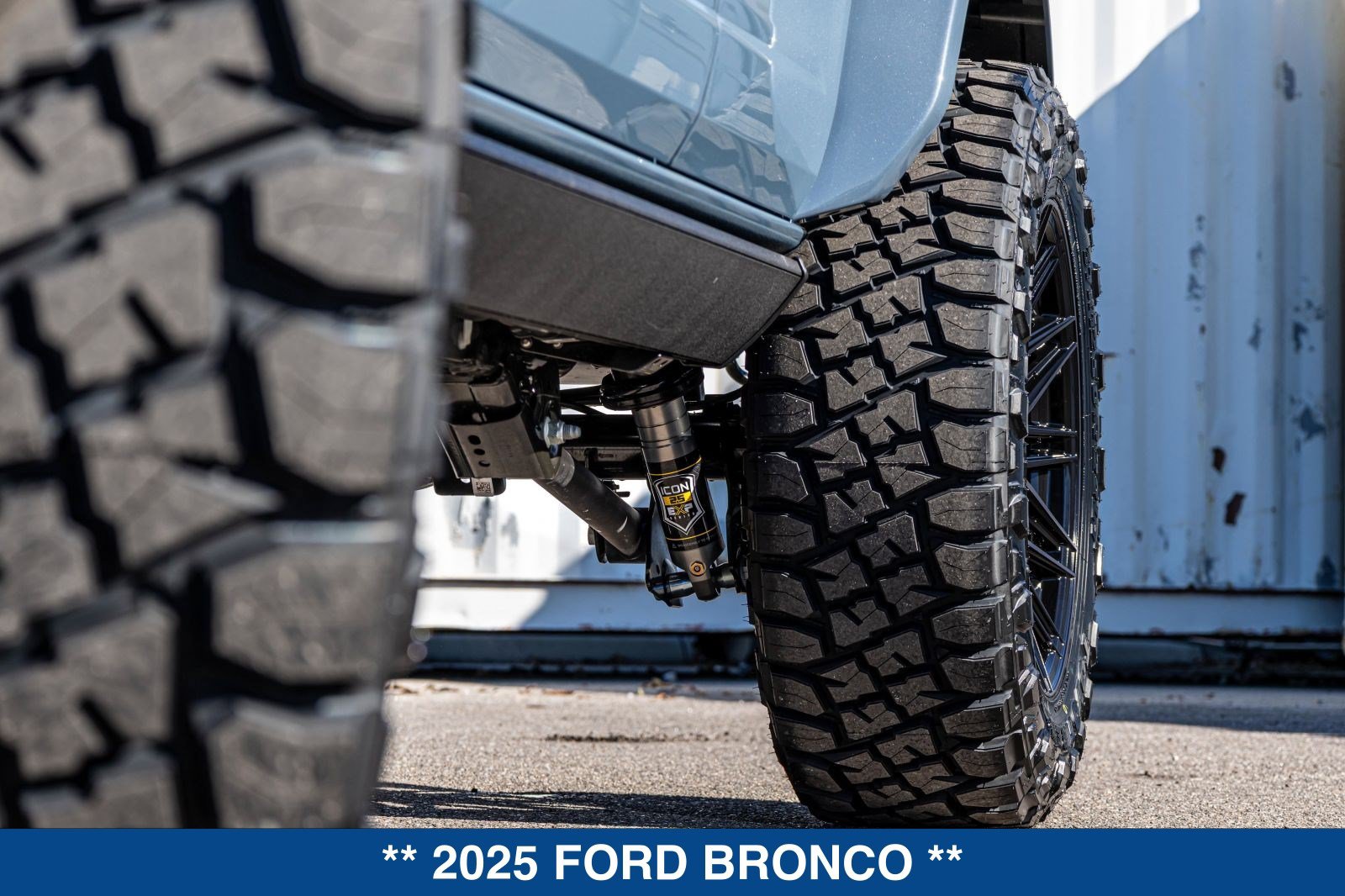 Used 2025 Ford Bronco Badlands AWD/4WD image 31