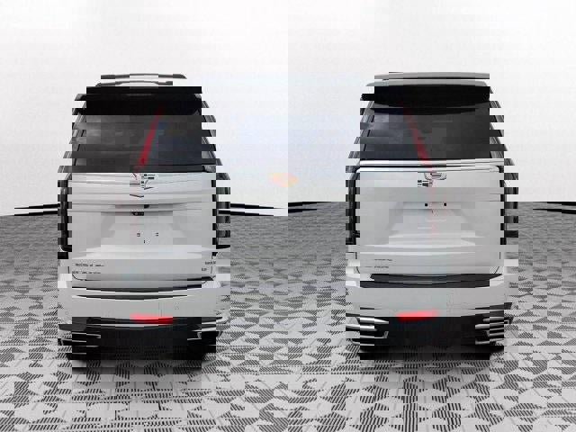 Used 2023 Cadillac Escalade Premium Luxury image 5