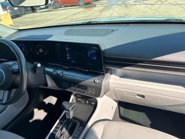 Used 2024 Hyundai Kona SEL AWD/4WD image 17