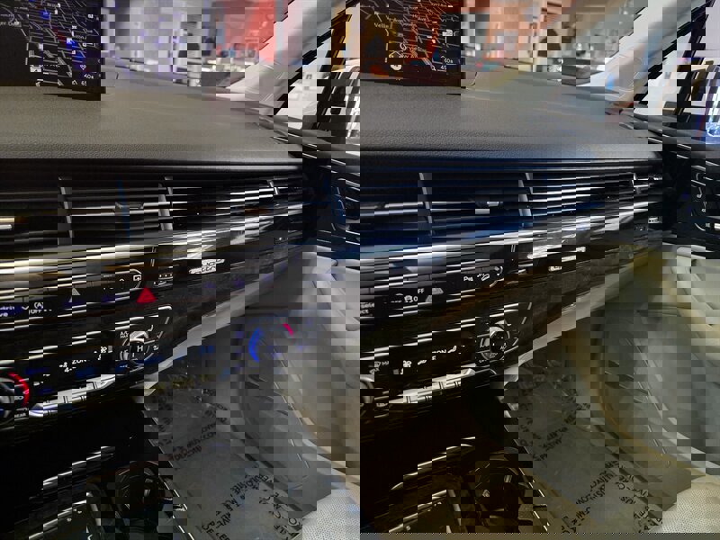 Used 2017 Audi Q7 3.0T Premium Plus w/ Premium Plus Package image 26