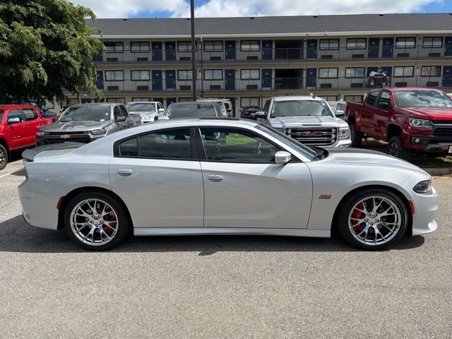 Used 2022 Dodge Charger Scat Pack w/ Plus Group RWD image 8