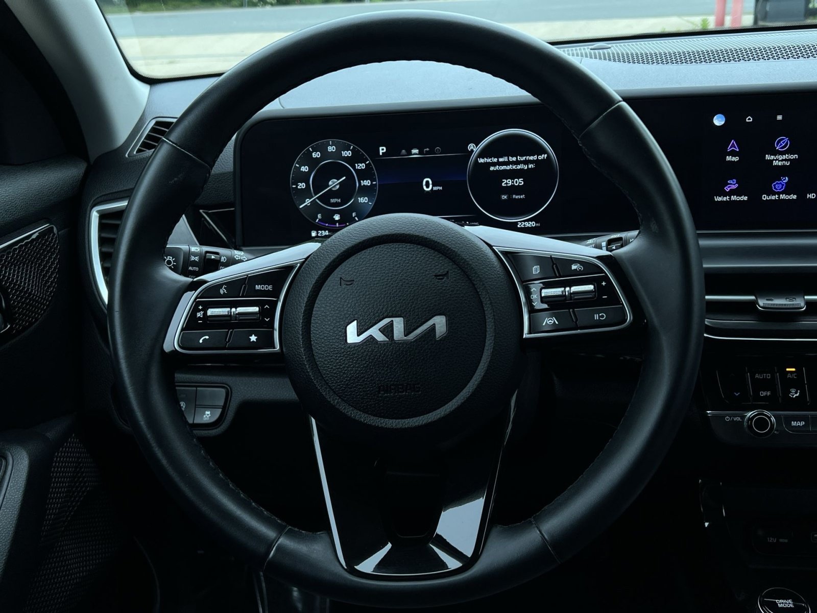 Used 2024 Kia Seltos S AWD/4WD image 40