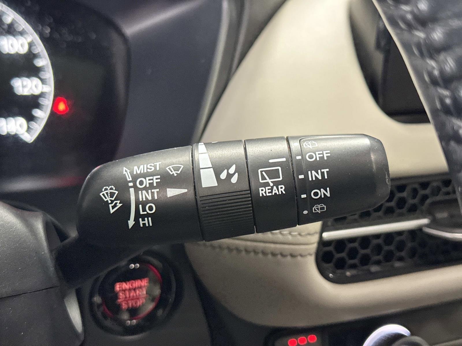 Used 2023 Honda HR-V EX-L image 27