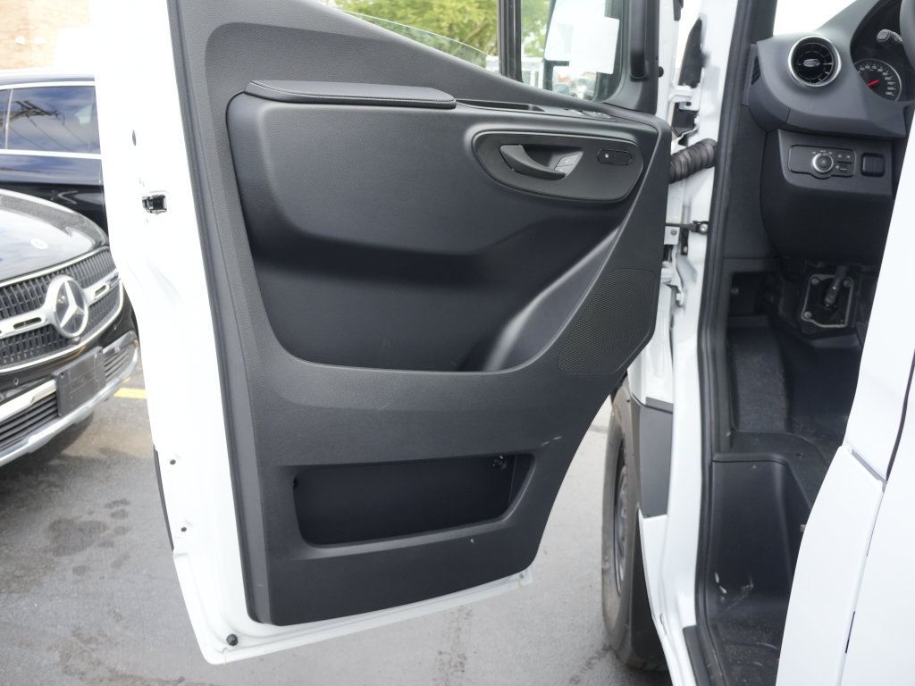 New 2026 Mercedes-Benz Sprinter 2500 image 8