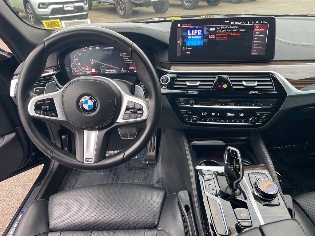 Used 2021 BMW M550i xDrive w/ Dynamic Handling Package AWD/4WD image 4