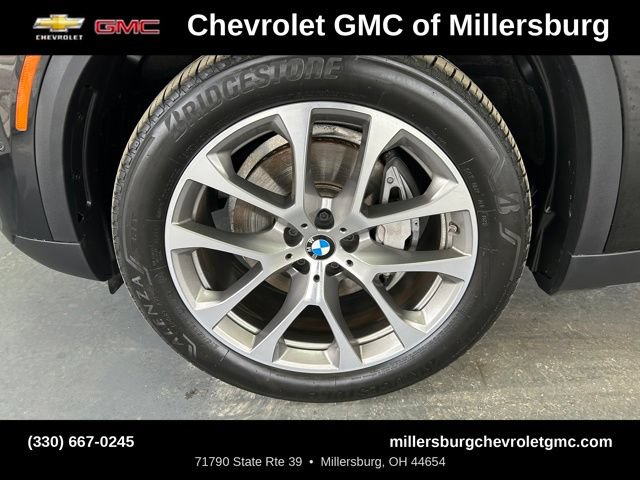 Used 2024 BMW X5 xDrive40i w/ Parking Assistance Package AWD/4WD image 13