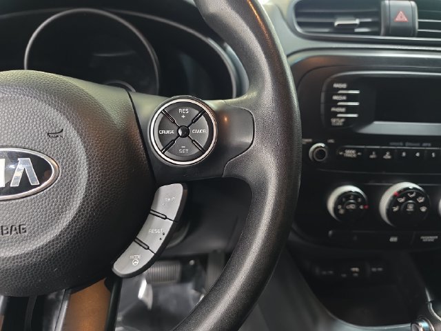 Used 2016 Kia Soul FWD image 18