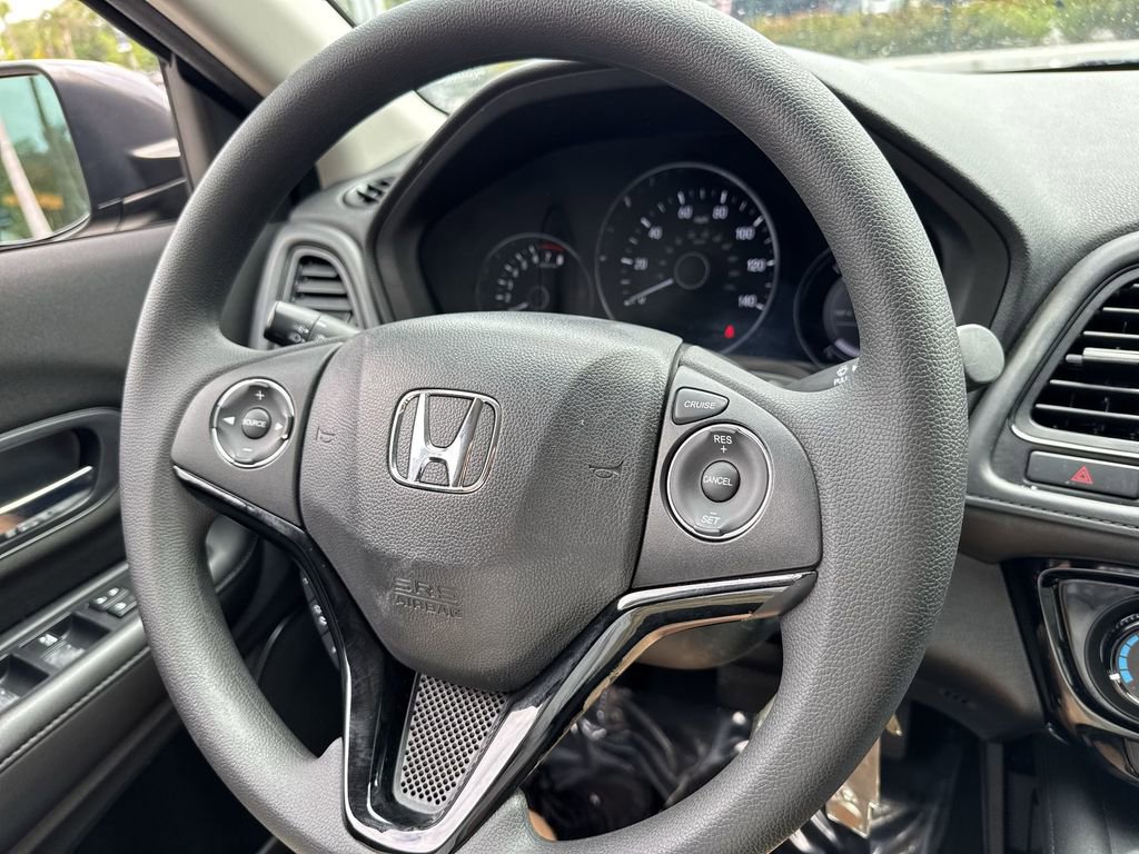 Used 2017 Honda HR-V LX image 53