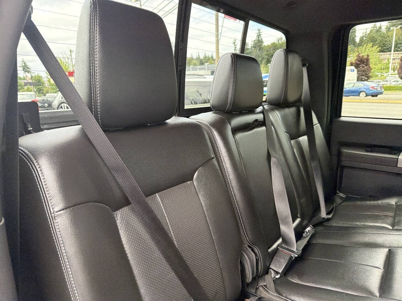 Used 2015 Ford F350 Lariat w/ Camper Package AWD/4WD image 20