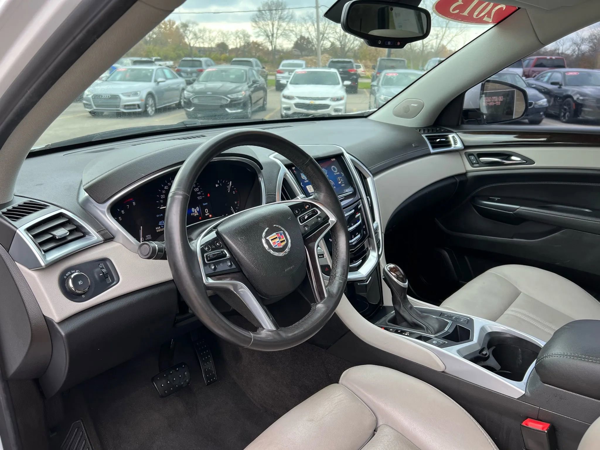 Used 2013 Cadillac SRX Premium image 10