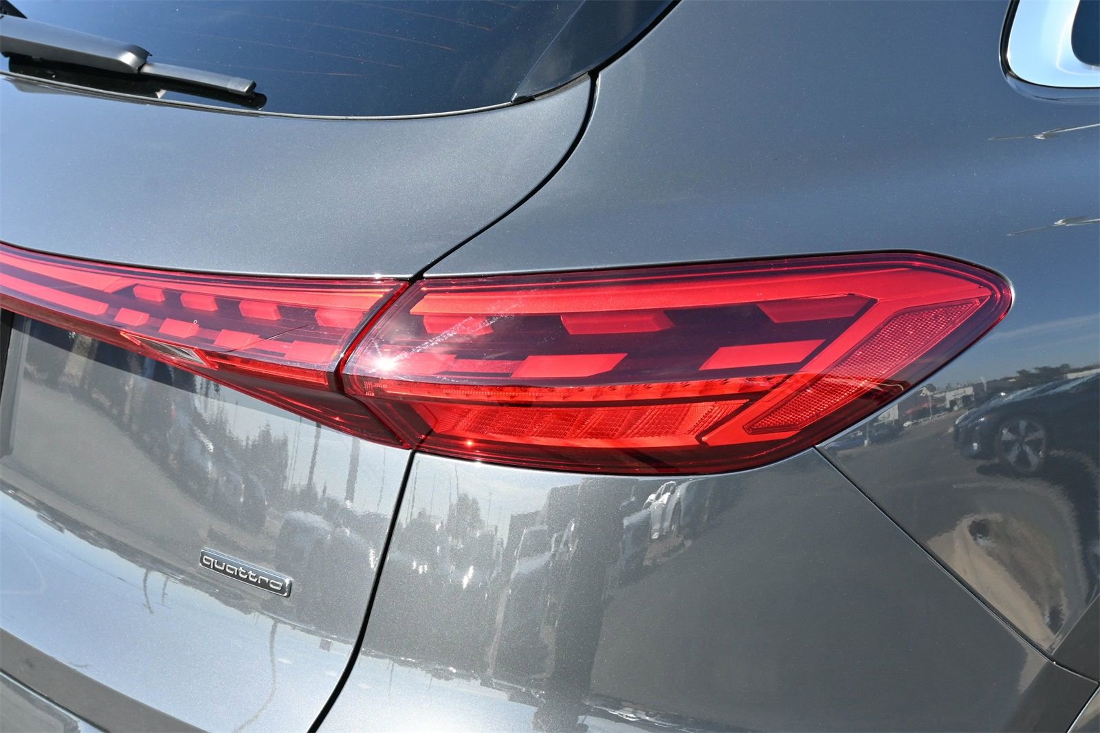 Certified 2025 Audi Q5 Premium w/ Convenience Package image 19