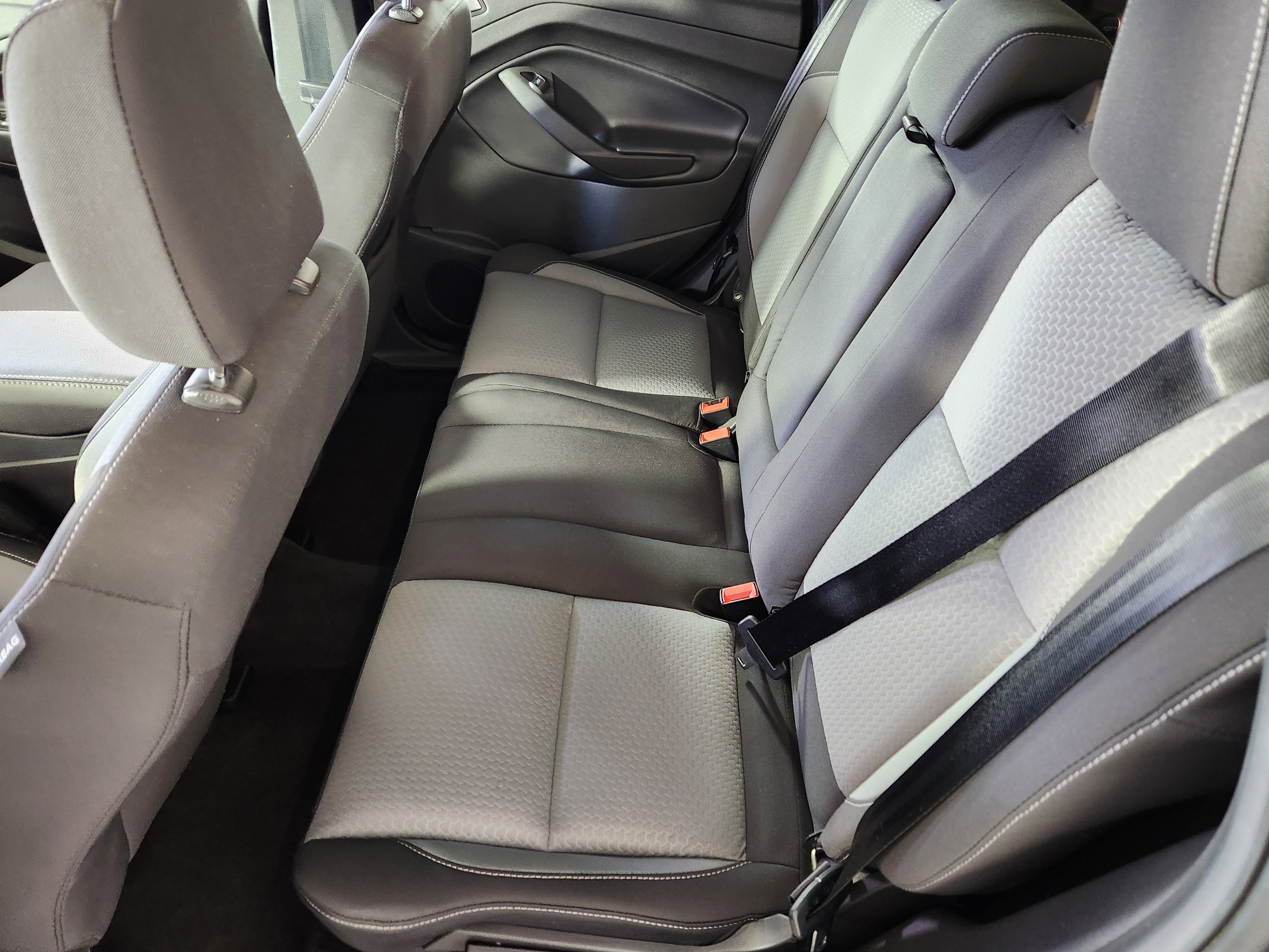 Certified 2018 Ford Escape SE w/ Ford Safe & Smart Package image 14