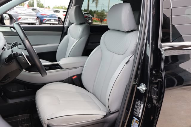 Used 2025 Hyundai Palisade SEL FWD image 14