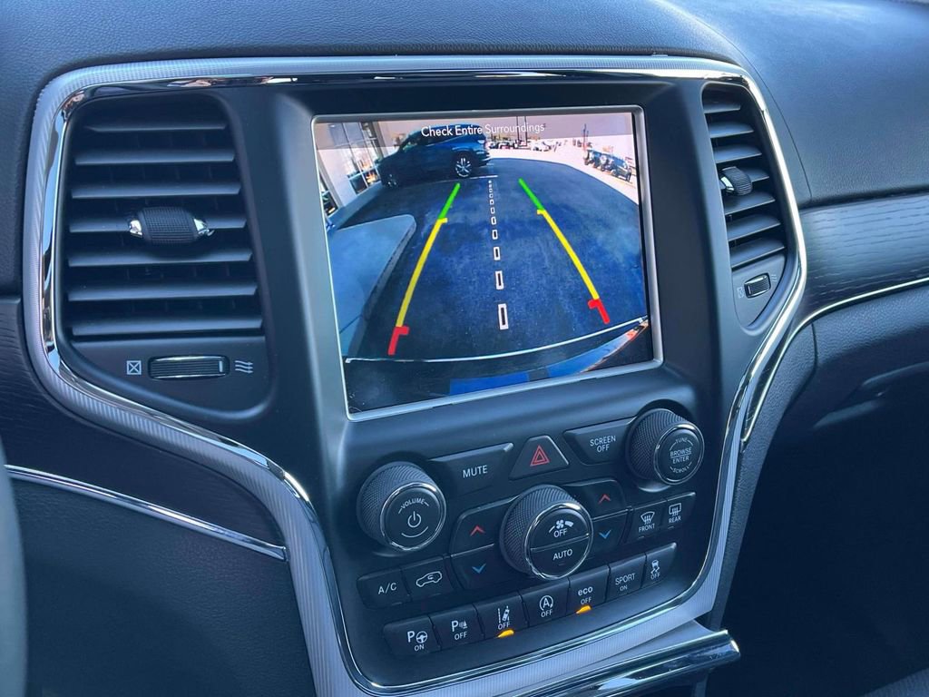 Used 2018 Jeep Grand Cherokee Summit image 33